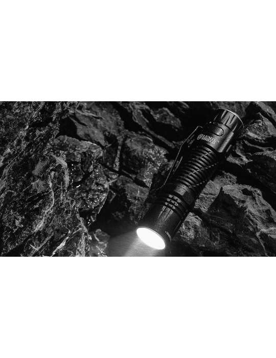 EDC33 lampe 4000LM lumin shield 9 LED lumière flood fonction lock