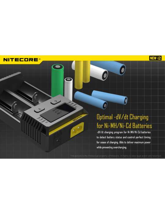 New i2 chargeur pour 18650 et pile type AA AAA C D