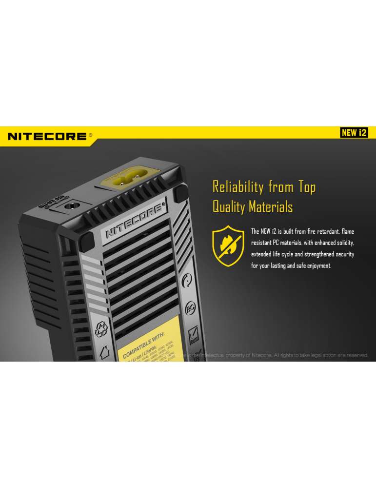 New i2 chargeur pour 18650 et pile type AA AAA C D